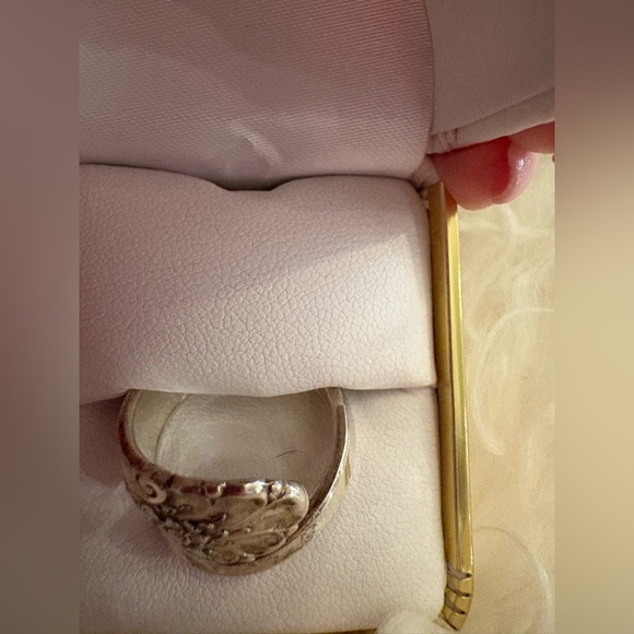 Elegant Silver Spoon Floral Ring - Picture 2 of 3